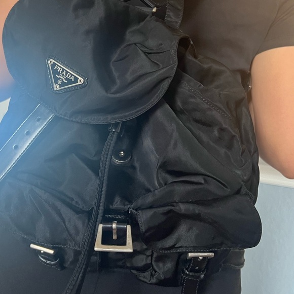 Authentic Prada nylon Backpack small size - Picture 2 of 4